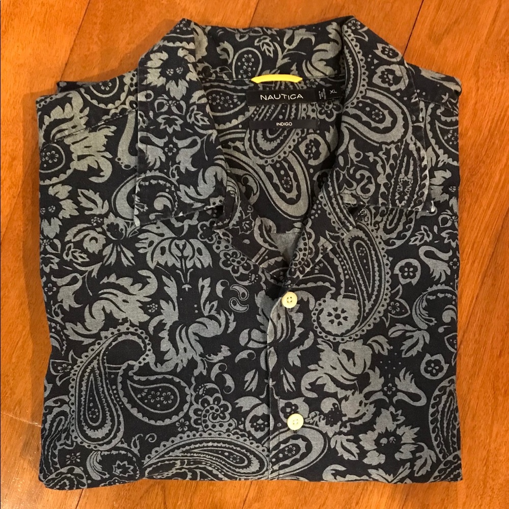 Men’s Hawaiian shirt